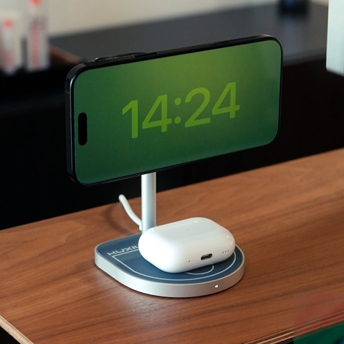 3-Point Power Creative 3-in-1 MagSafe Charging Stand · Gray