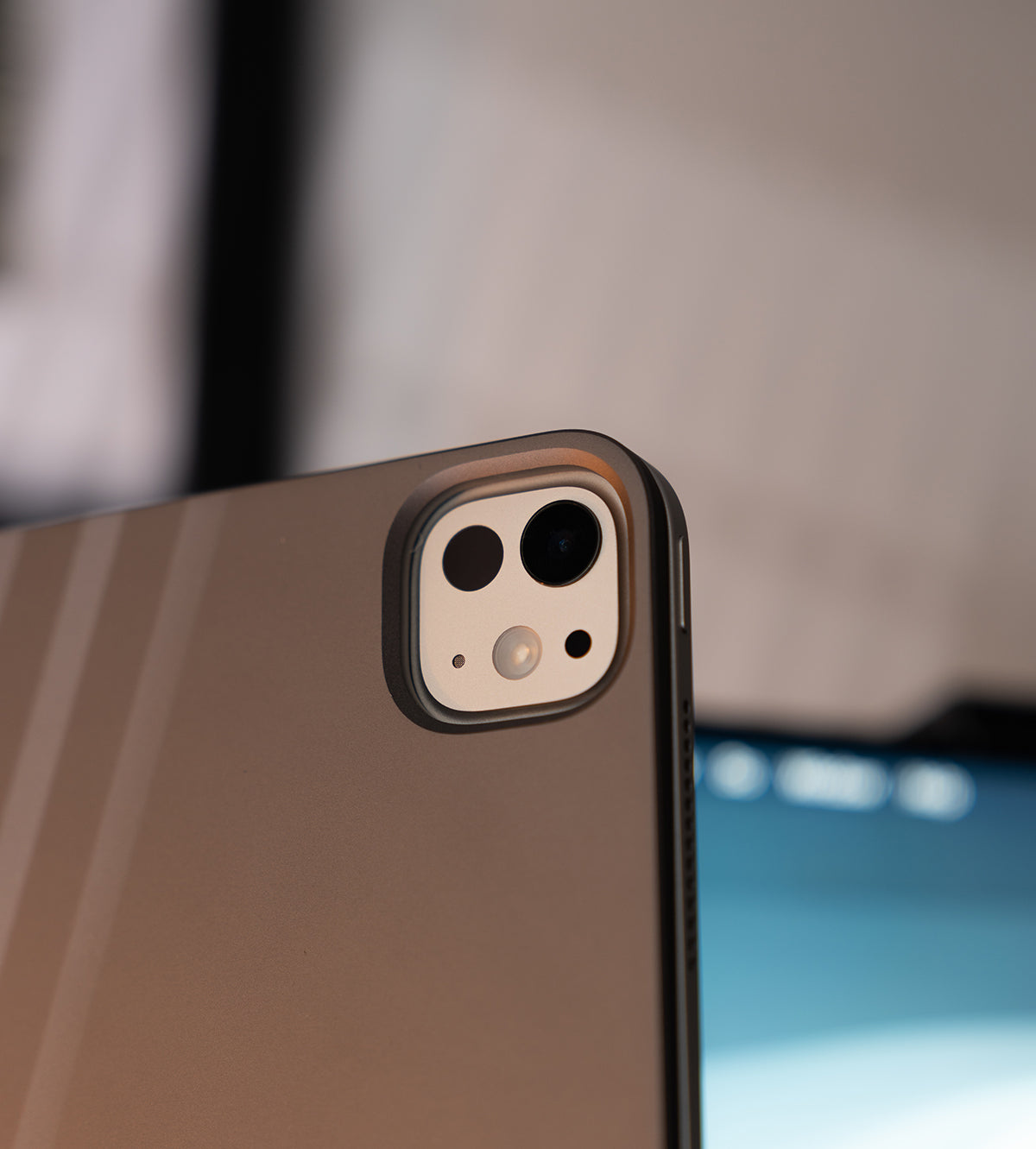 X44 Pro MAX iPad Magnetic Charging Stand