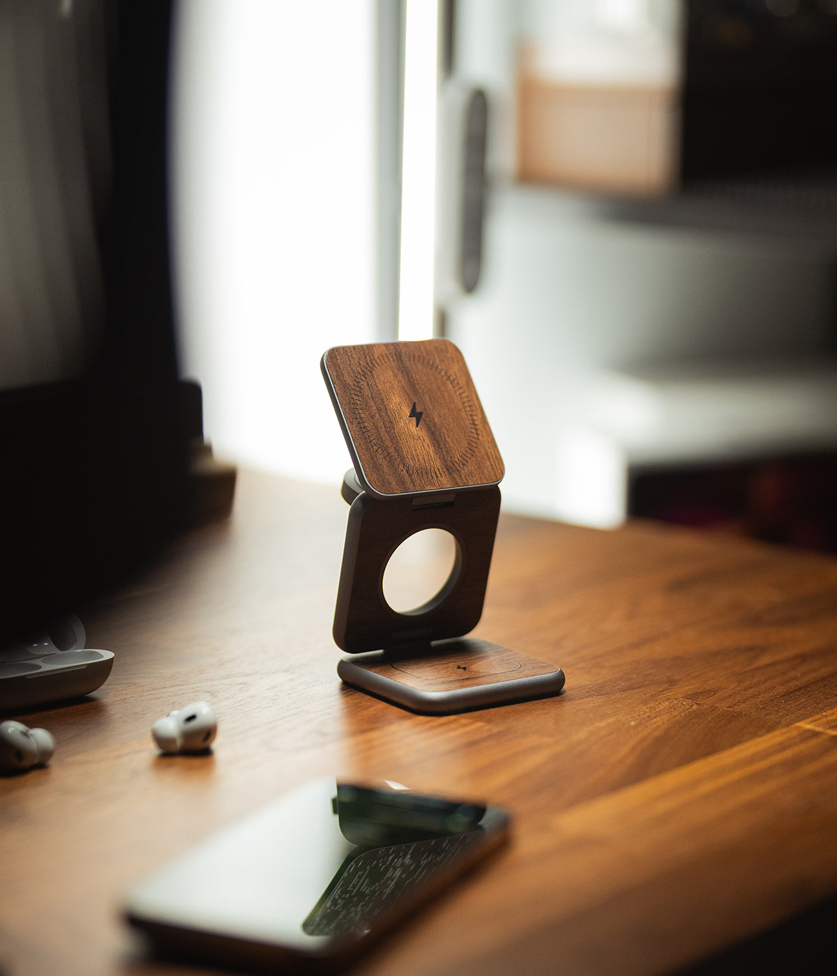 Transforming My Desk with KUXIU 3-in-1 Wireless Charger