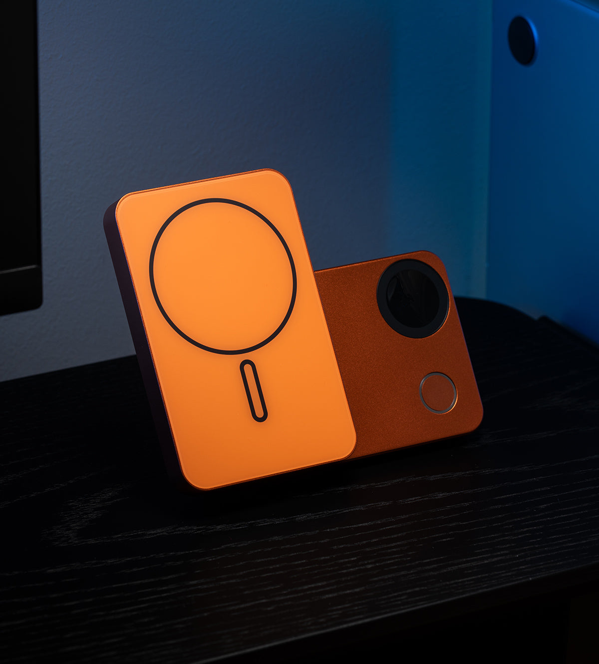 K1 Ultra Qi2.2 25W 3-in-1 MagSafe Wireless Power Bank · Cosmic Orange